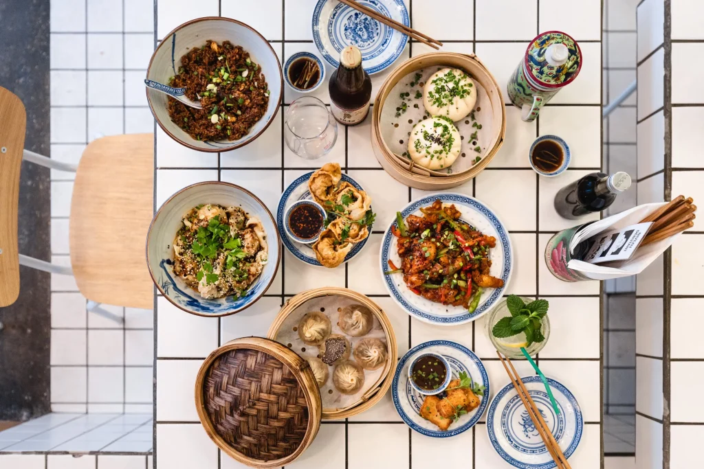 Réalisation du restaurant Petit Bao rue Saint-Denis à Paris